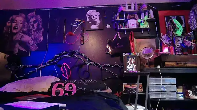 Snapshot of Splash_Queen420 chatting on 02.23.26 Splash Queen420 online show from 02.23.26