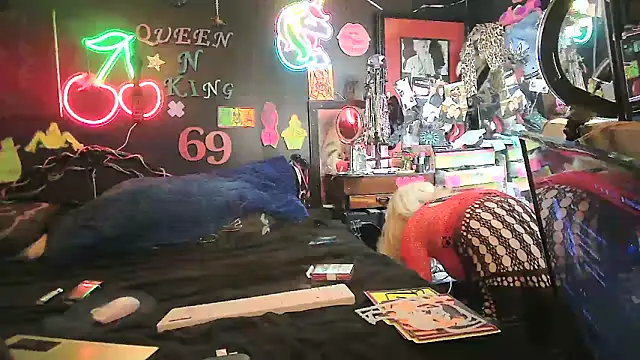 Snapshot of Splash_Queen420 chatting on 03.02.26 Splash Queen420 online show from 03.02.26