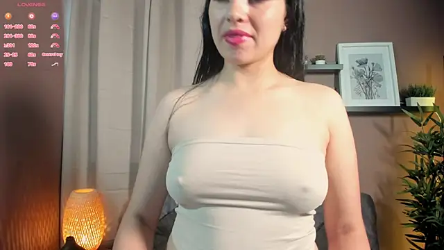 Snapshot of Miin_yuna chatting on 09.27.25 Miin yuna online show from 09.27.25