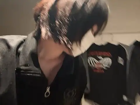 Snapshot of kabikabi_makaron chatting on 11.19.25 kabikabi makaron online show from 11.19.25