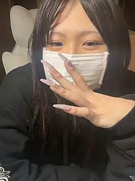 Snapshot of kabikabi_makaron chatting on 01.13.26 kabikabi makaron online show from 01.13.26