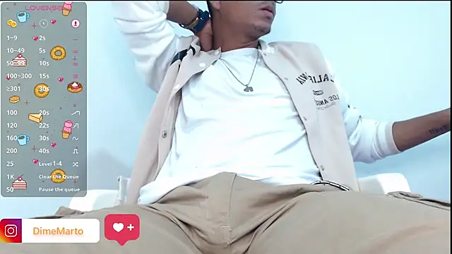 Snapshot of mike_black_22 chatting on 09.15.25 mike black 22 online show from 09.15.25