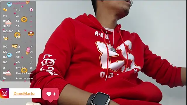 Snapshot of mike_black_22 chatting on 10.02.25 mike black 22 online show from 10.02.25