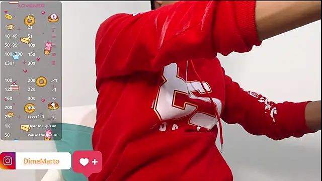 Snapshot of mike_black_22 chatting on 10.08.25 mike black 22 online show from 10.08.25