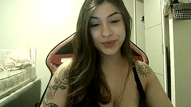 Becca B online show from 11.15.25