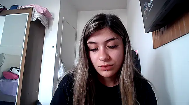 Becca B online show from 01.06.26