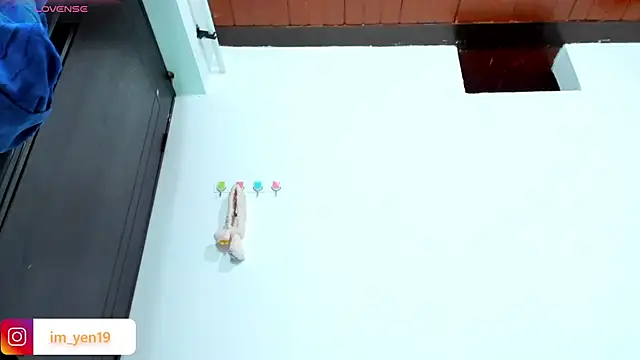 adahraa younng online show from 02.04.26