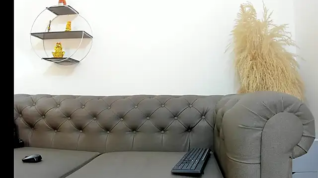 Snapshot of nefer_ahsgarr chatting on 09.09.25 nefer ahsgarr online show from 09.09.25