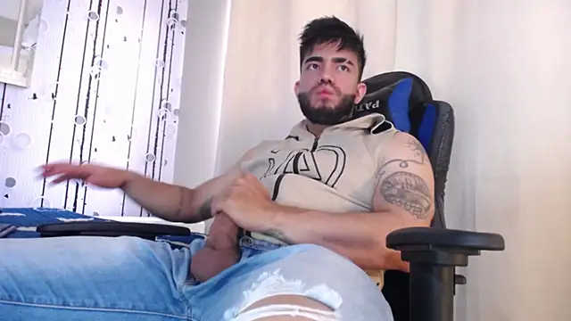 Snapshot of King_Draven3 chatting on 09.17.25 King Draven3 online show from 09.17.25