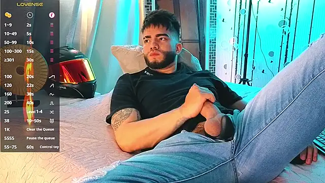 Snapshot of King_Draven3 chatting on 11.07.25 King Draven3 online show from 11.07.25