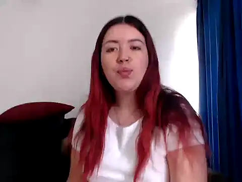 Snapshot of evilheart_69 chatting on 09.15.25 evilheart 69 online show from 09.15.25