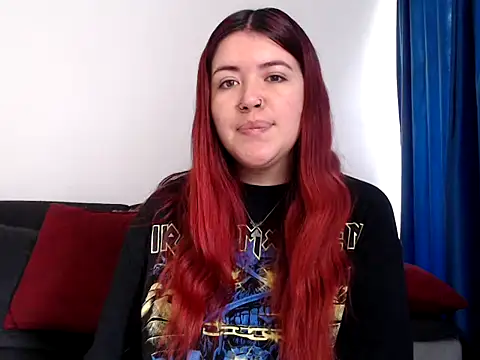 Snapshot of evilheart_69 chatting on 09.18.25 evilheart 69 online show from 09.18.25