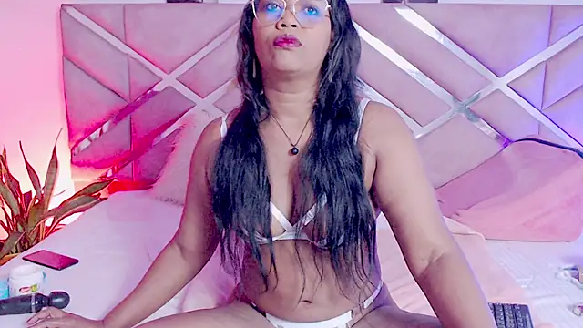 sofia 07 online show from 10.09.25