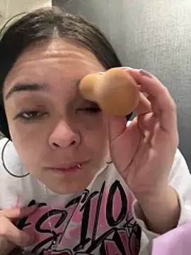 Emily Rivers  online show from 12.05.25