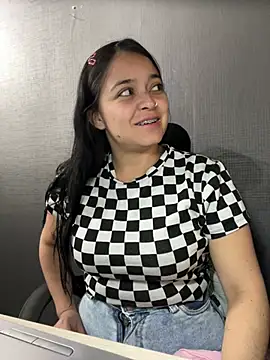 Emily Rivers  online show from 02.16.26