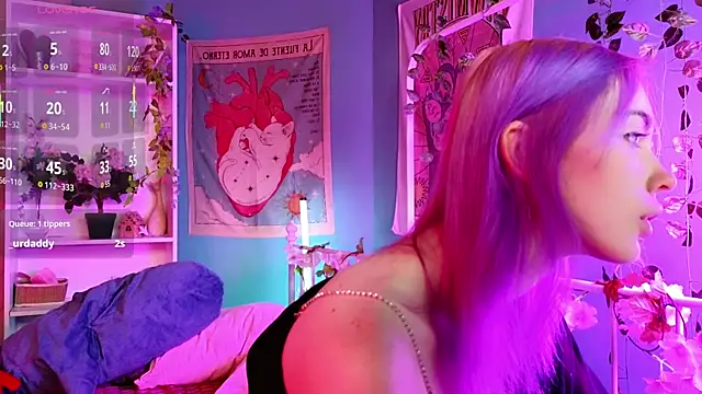 Kiara Dream online show from 10.16.25