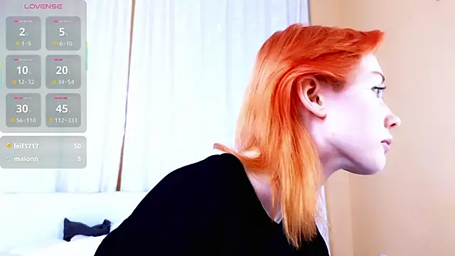 Snapshot of Kiara_Dream chatting on 05.05.26 Kiara Dream online show from 05.05.26