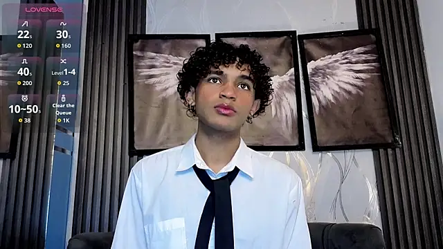 Aaron Wiinter online show from 06.12.26
