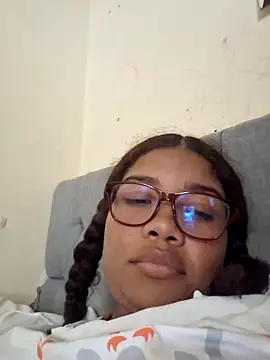 madelene online show from 02.04.26