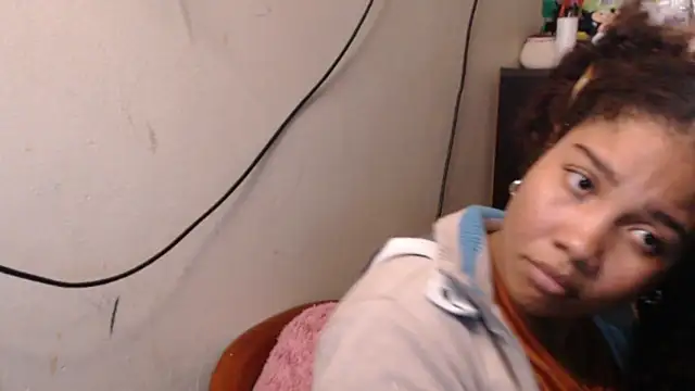 Snapshot of madelene chatting on 04.05.26 madelene online show from 04.05.26