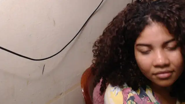 Snapshot of madelene chatting on 04.06.26 madelene online show from 04.06.26