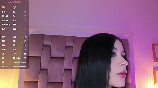 Dannika07 online show from 11.22.25