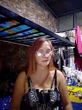 SexyHottMom online show from 04.01.26