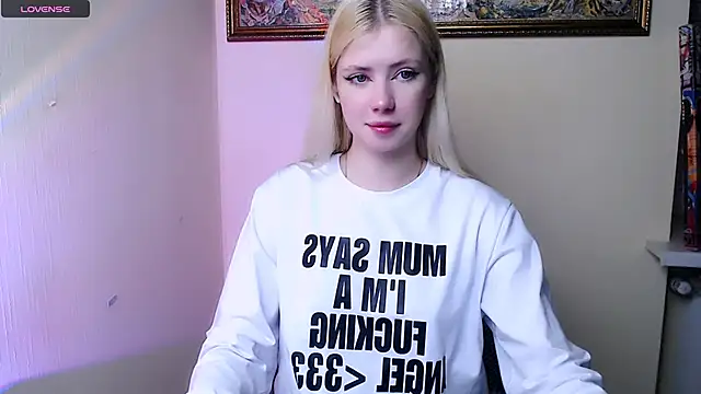 AliceHotty  online show from 02.28.26