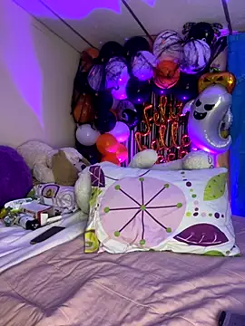 MiaRousexxx  online show from 10.31.25