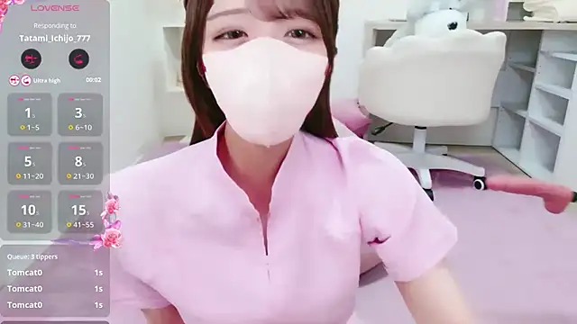 Reina Fcup online show from 04.18.26