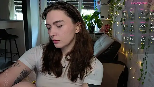 Snapshot of dorfmatratze__ chatting on 11.04.25 dorfmatratze online show from 11.04.25