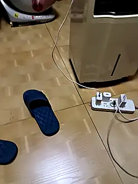 huanhuanaaaaa online show from 11.30.25