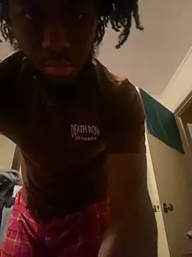 Snapshot of ThickDic28 chatting on 09.09.25 ThickDic28 online show from 09.09.25