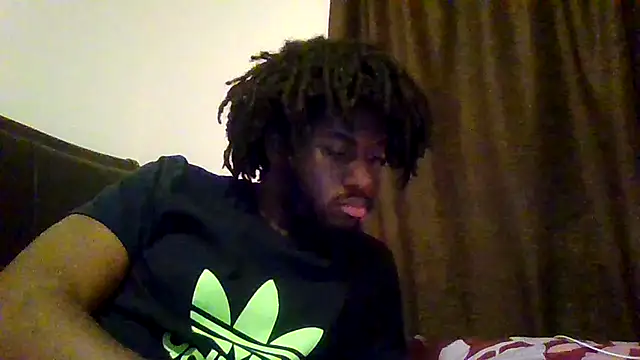 Snapshot of ThickDic28 chatting on 09.15.25 ThickDic28 online show from 09.15.25