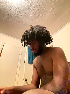 Snapshot of ThickDic28 chatting on 09.19.25 ThickDic28 online show from 09.19.25