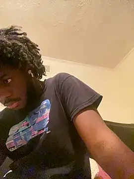 Snapshot of ThickDic28 chatting on 10.01.25 ThickDic28 online show from 10.01.25