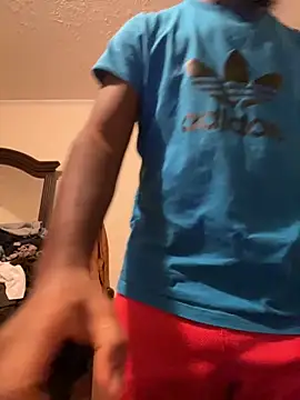 Snapshot of ThickDic28 chatting on 10.16.25 ThickDic28 online show from 10.16.25