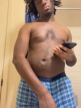 Snapshot of ThickDic28 chatting on 11.15.25 ThickDic28 online show from 11.15.25