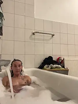 Emilia Mausi online show from 09.12.25