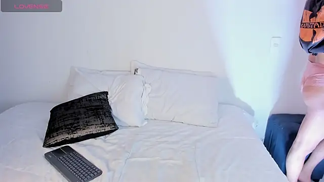 Snapshot of Aleexiiaa chatting on 09.22.25 Aleexiiaa online show from 09.22.25