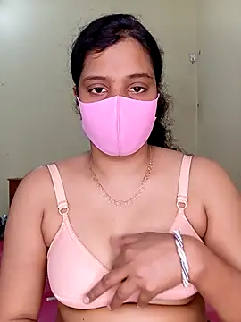 Rose-luckey online show from 12.18.25