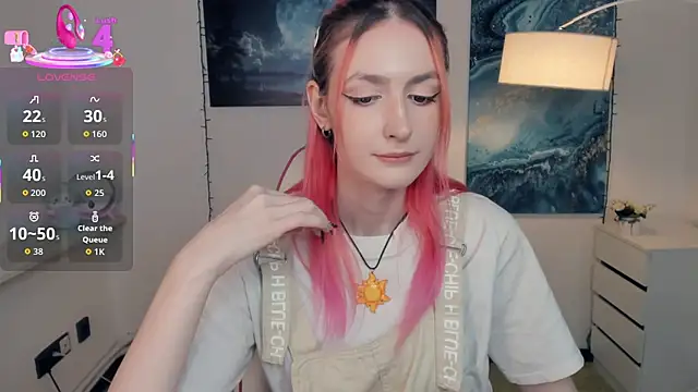 Snapshot of EasterBlink chatting on 10.16.25 EasterBlink online show from 10.16.25