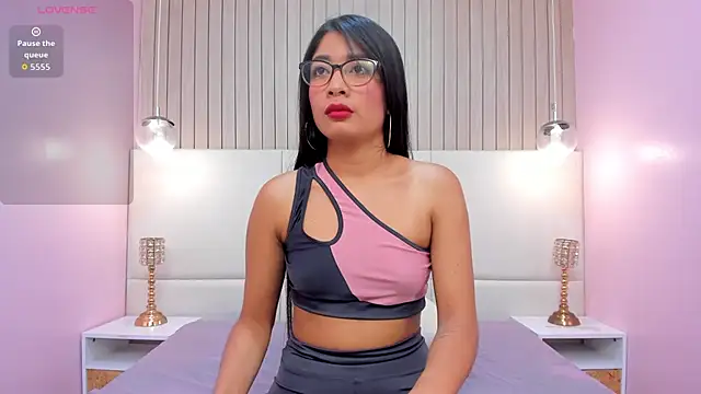 MelanyWayne  online show from 02.19.26