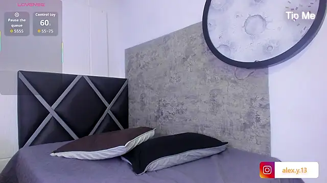  Leohot  online show from 03.04.26