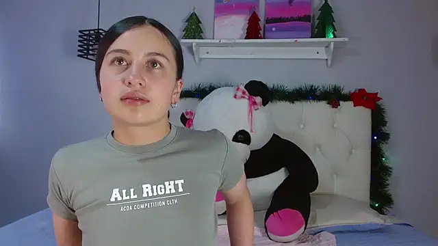 Zaaida  online show from 12.17.25