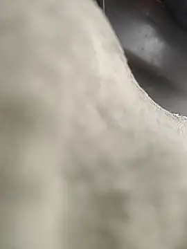 Snapshot of monty935 chatting on 10.04.25 monty935 online show from 10.04.25