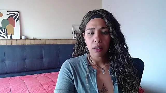 IVONNE COLLINS33 online show from 09.26.25