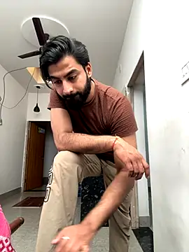 hottestboy03 online show from 10.18.25