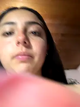 Snapshot of Dulce_1408 chatting on 11.13.25 Dulce 1408 online show from 11.13.25