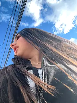 Snapshot of Dulce_1408 chatting on 11.17.25 Dulce 1408 online show from 11.17.25